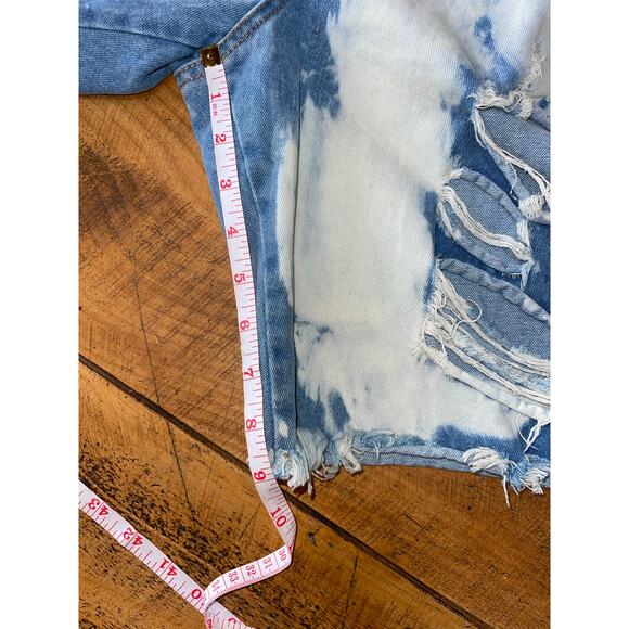 NWT Womens I‎ Love DIY by Panida 80s 90s Style Distressed Bleached Shorts Size M - Picture 8 of 9